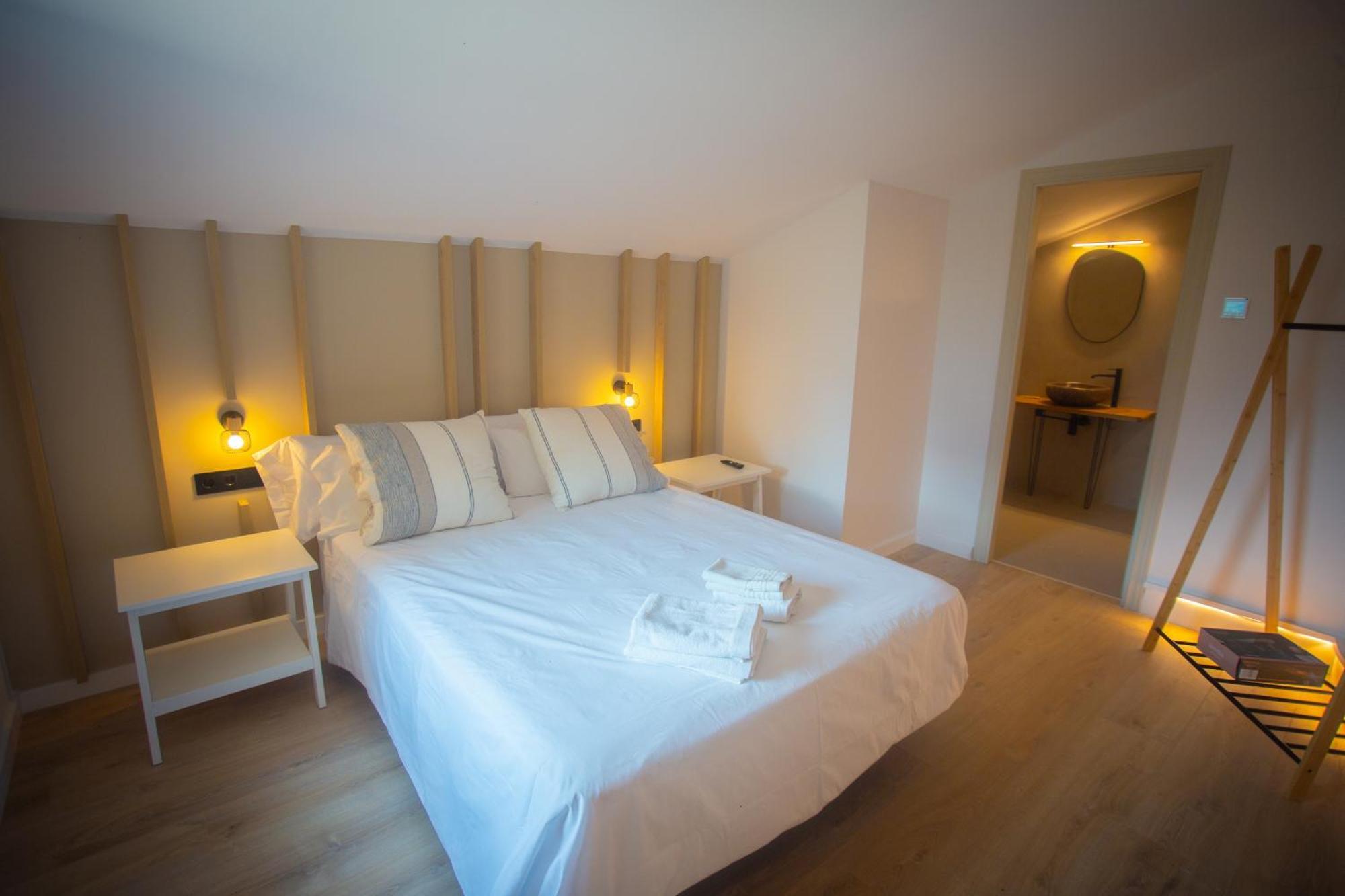 L'Indret Del Pedraforca Adults Only Hotell Saldés Exteriör bild
