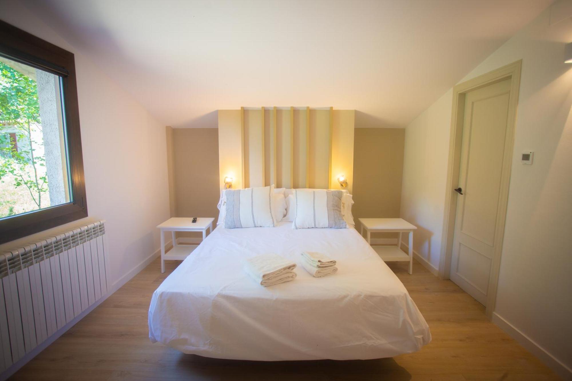 L'Indret Del Pedraforca Adults Only Hotell Saldés Exteriör bild