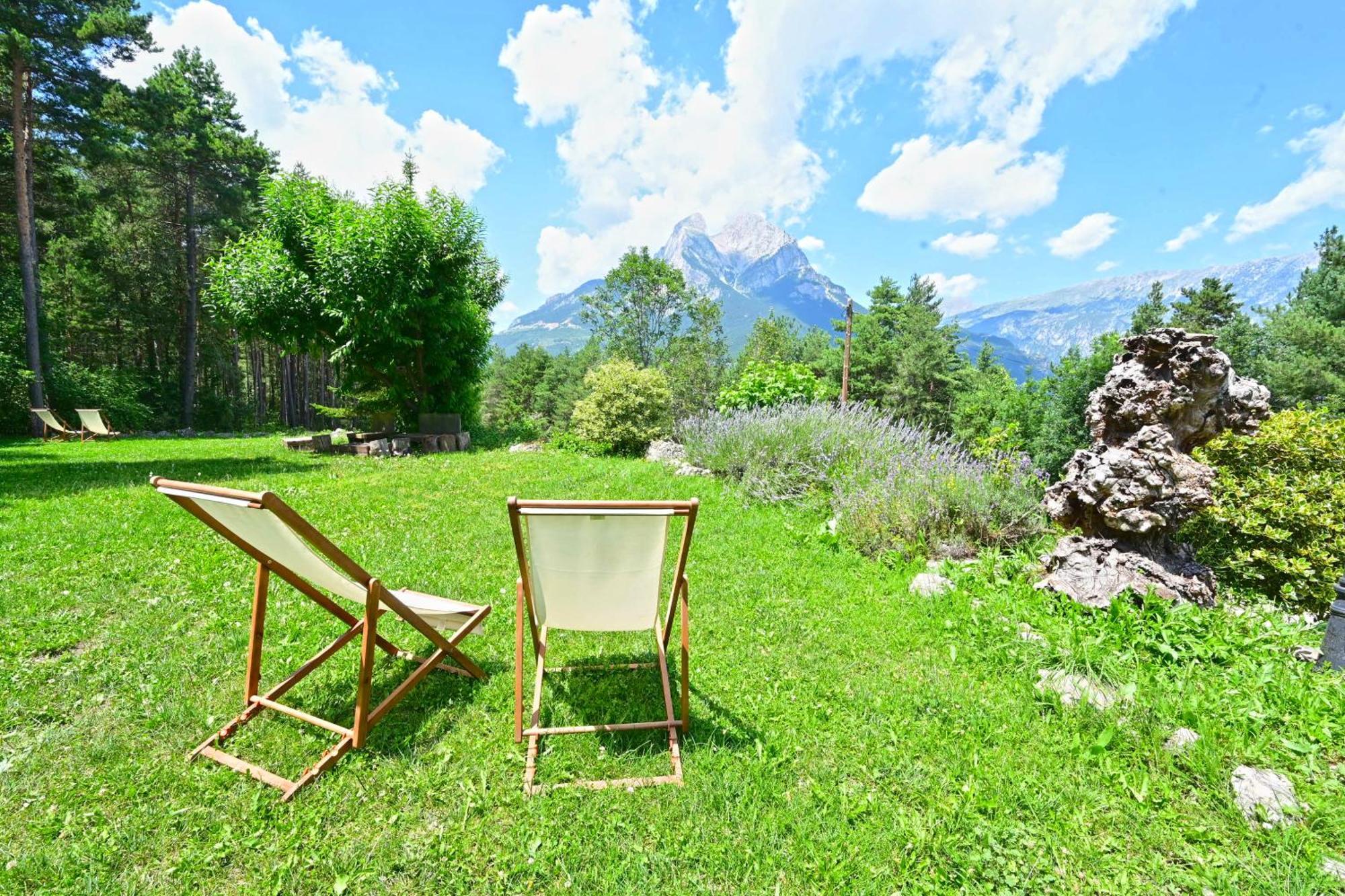 L'Indret Del Pedraforca Adults Only Hotell Saldés Exteriör bild